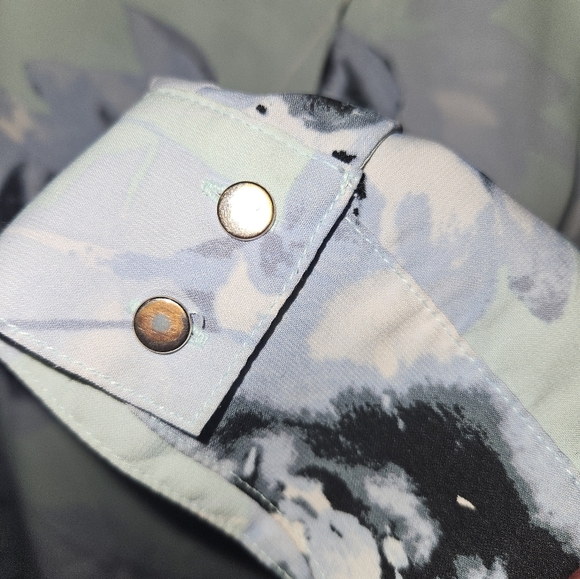 Calvin Klein Womans Long Sleeve Blouse - Picture 4 of 10